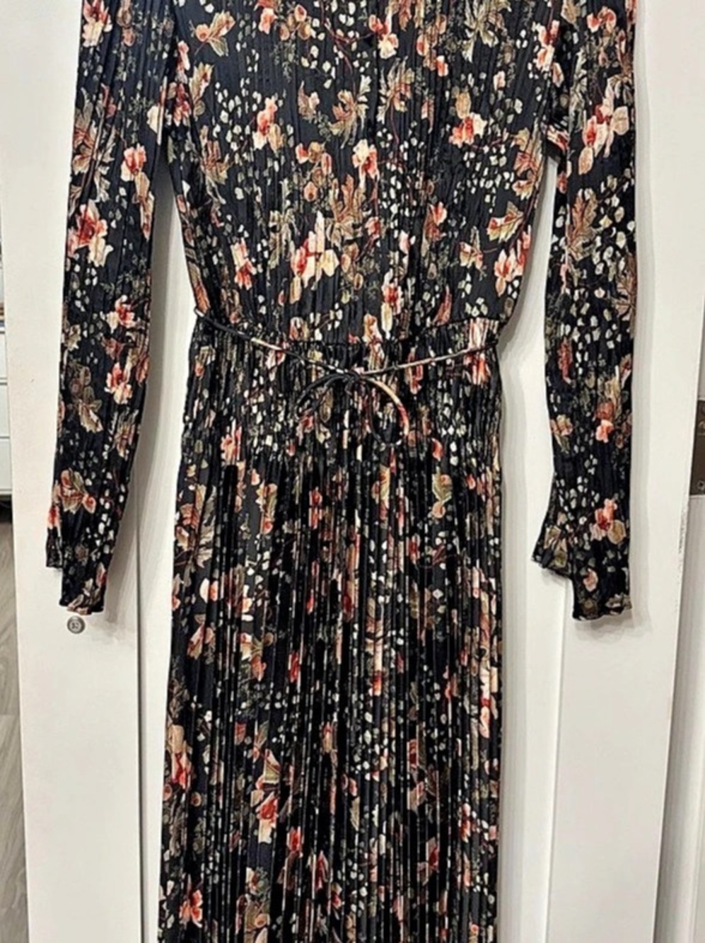 Vince Floral Pleated Maxi Dress in Black & Orange Size XS